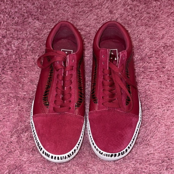 Vans Old Skool Magenta Zebra Print Stacked Platform Sneakers - Picture 2 of 6